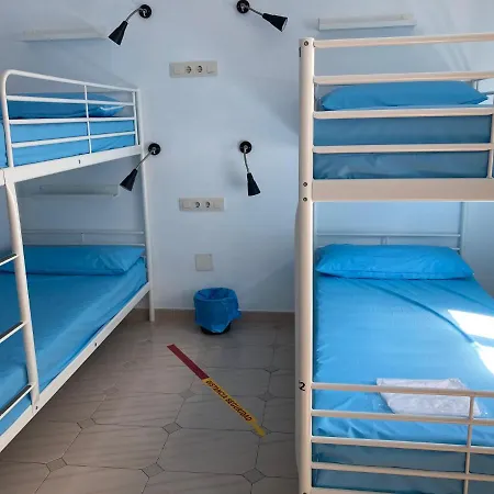 Hostel A Pedra Santa *